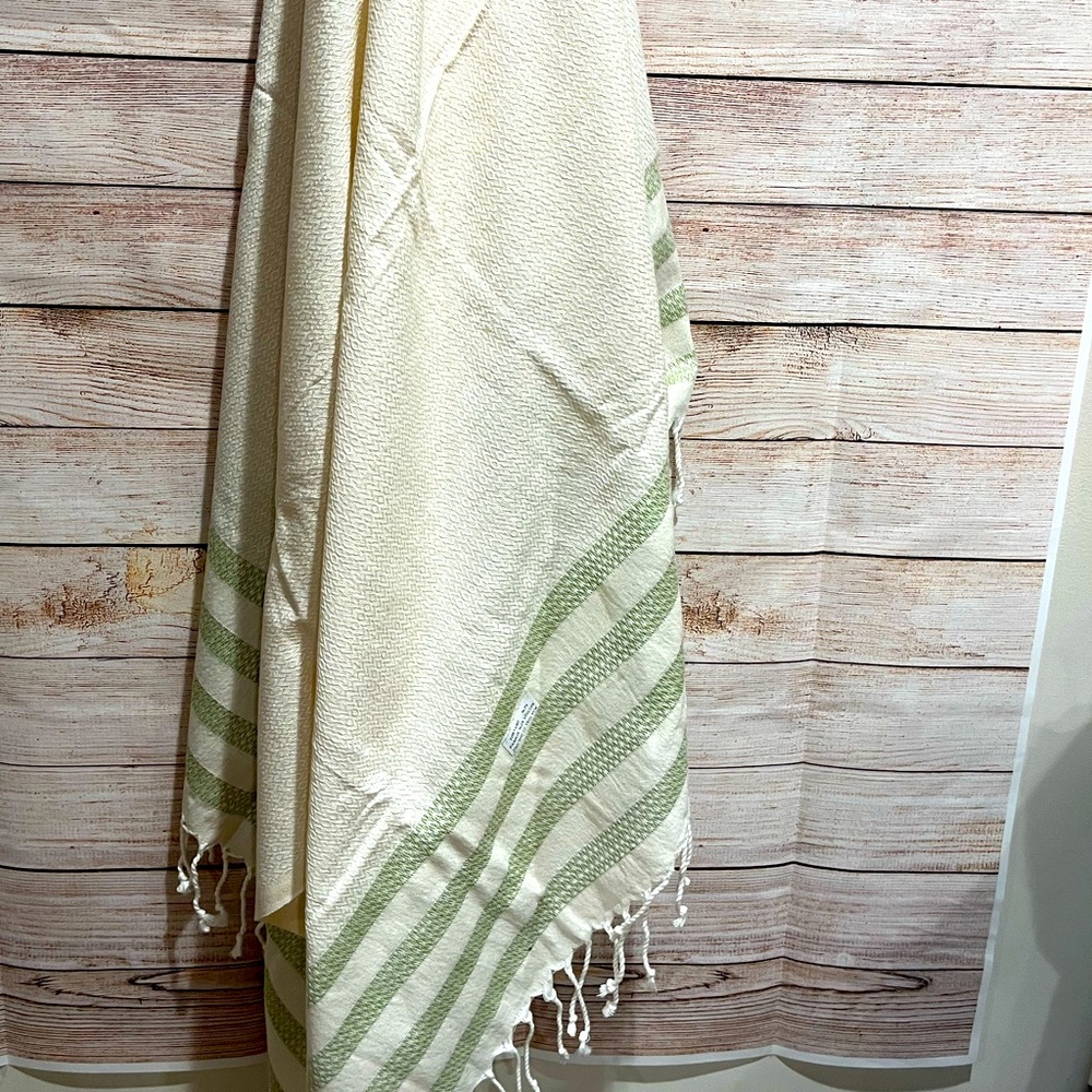 NWOT-Luxury Turkish Beach Towel